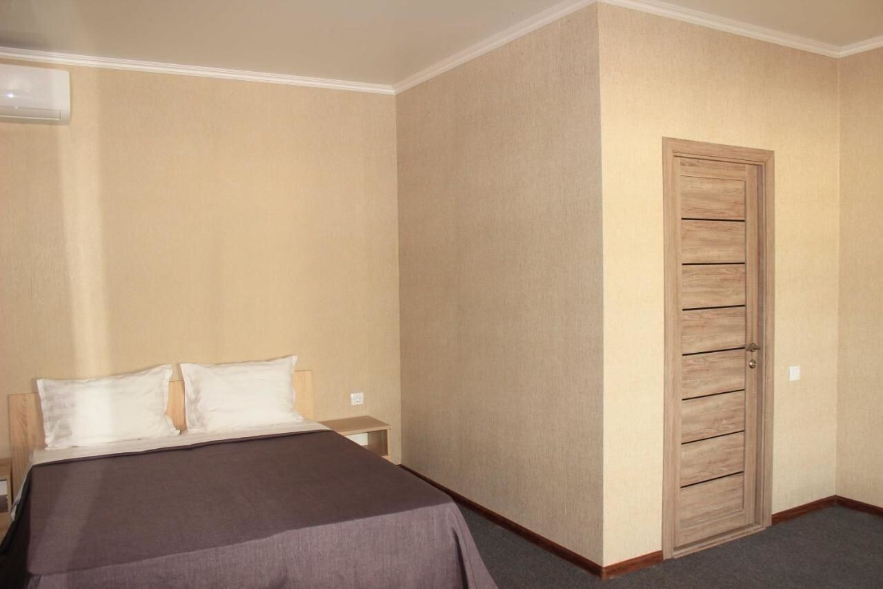 Vesna Hotel Сухум